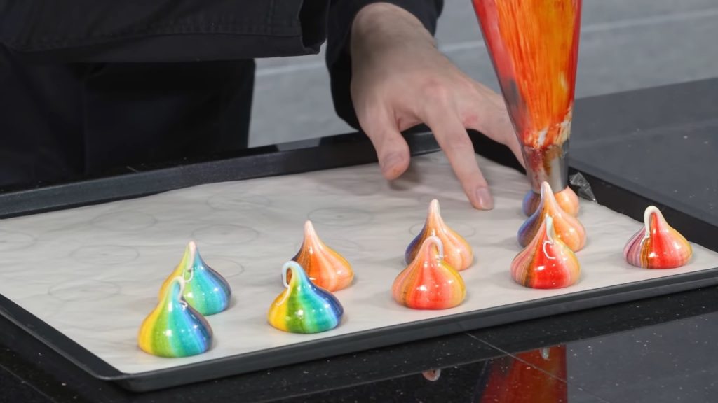 Rainbow Meringue Kisses 27 Rainbow Meringue Kisses