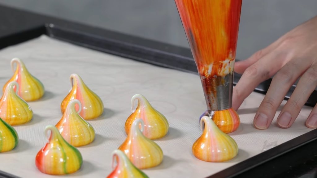 Rainbow Meringue Kisses 30 Rainbow Meringue Kisses