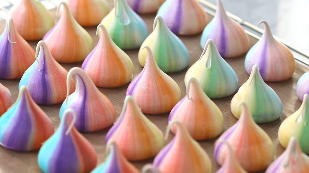Rainbow Meringue Kisses 40 Rainbow Meringue Kisses