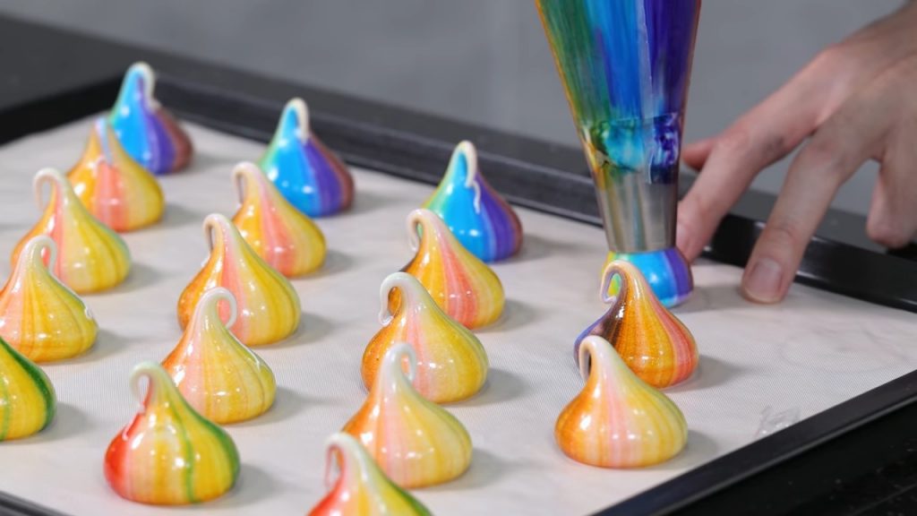 Rainbow Meringue Kisses 14 Rainbow Meringue Kisses