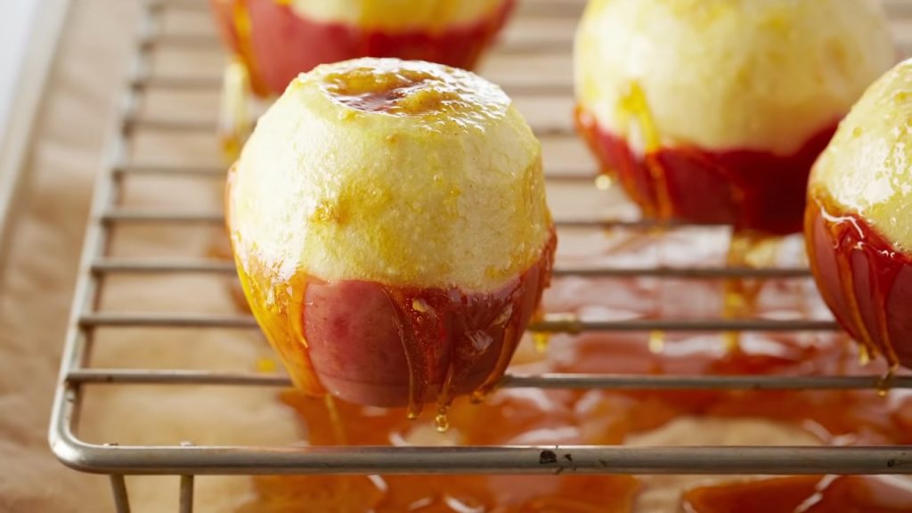 How To Make APPLE CRÈME BRULEE