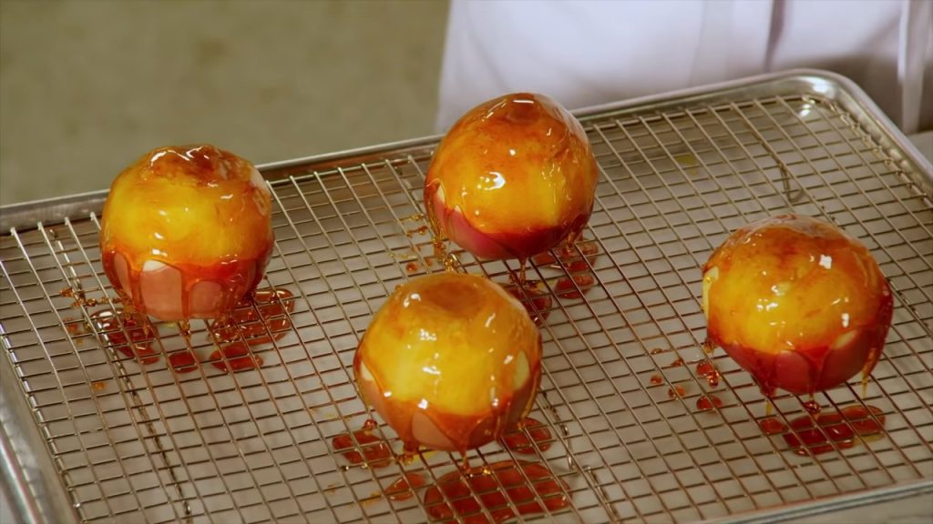 How To Make APPLE CRÈME BRULEE