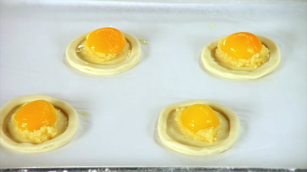 3 PUFF PASTRY TARTS 25 PUFF PASTRY TARTS