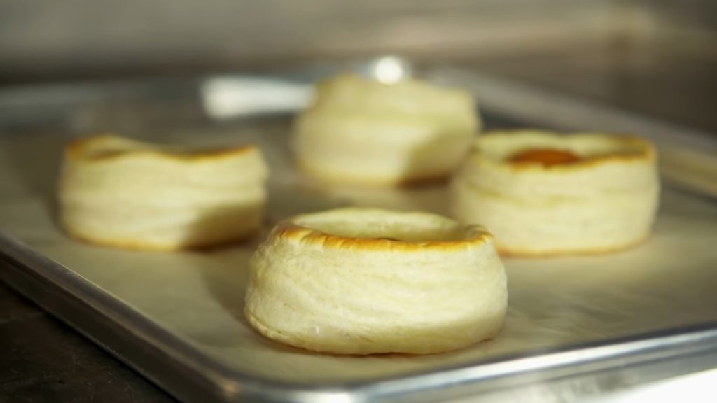 3 PUFF PASTRY TARTS 28 PUFF PASTRY TARTS