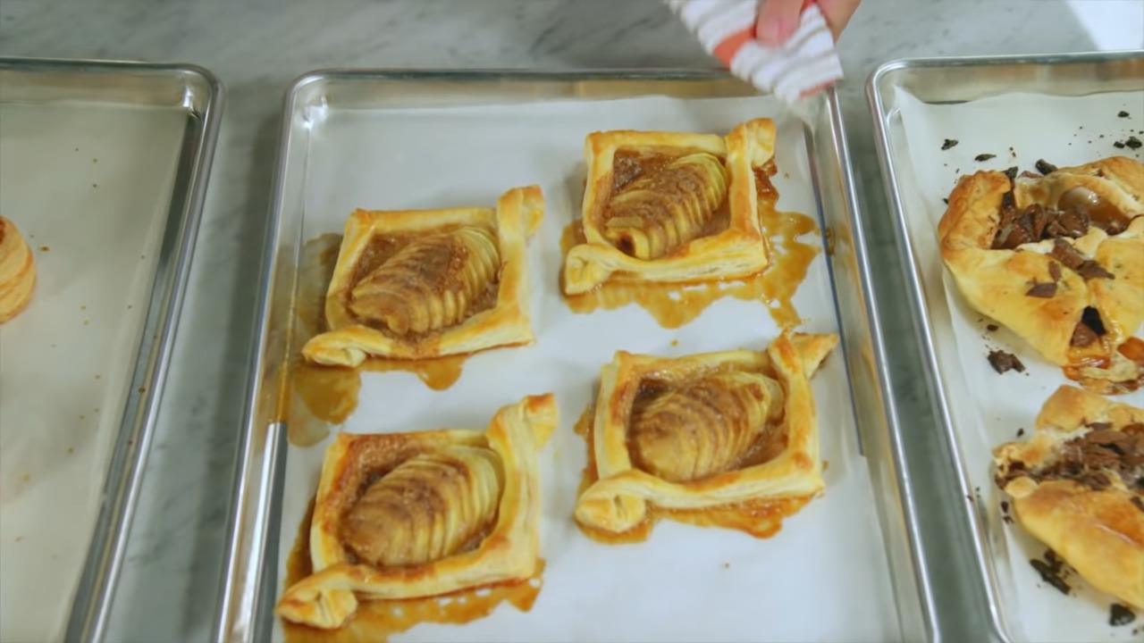 PUFF PASTRY TARTS PUFF PASTRY TARTS
