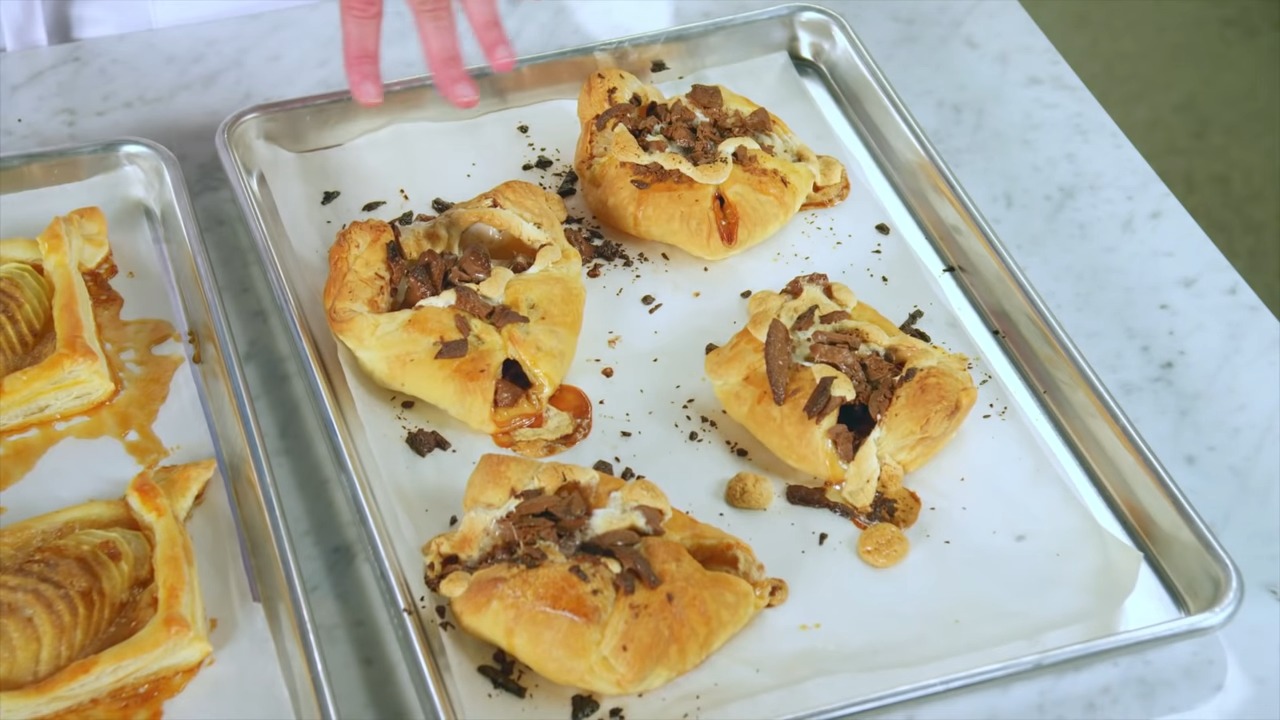 PUFF PASTRY TARTS PUFF PASTRY TARTS