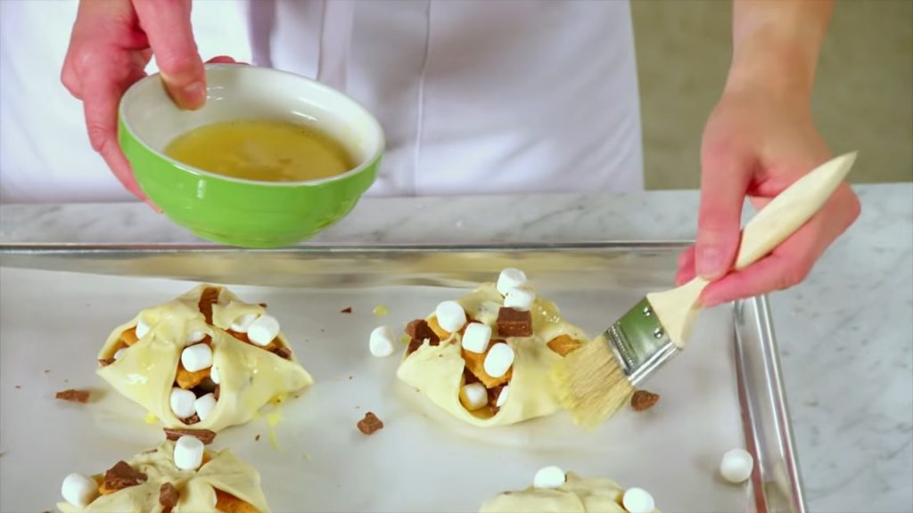 3 PUFF PASTRY TARTS 9 PUFF PASTRY TARTS