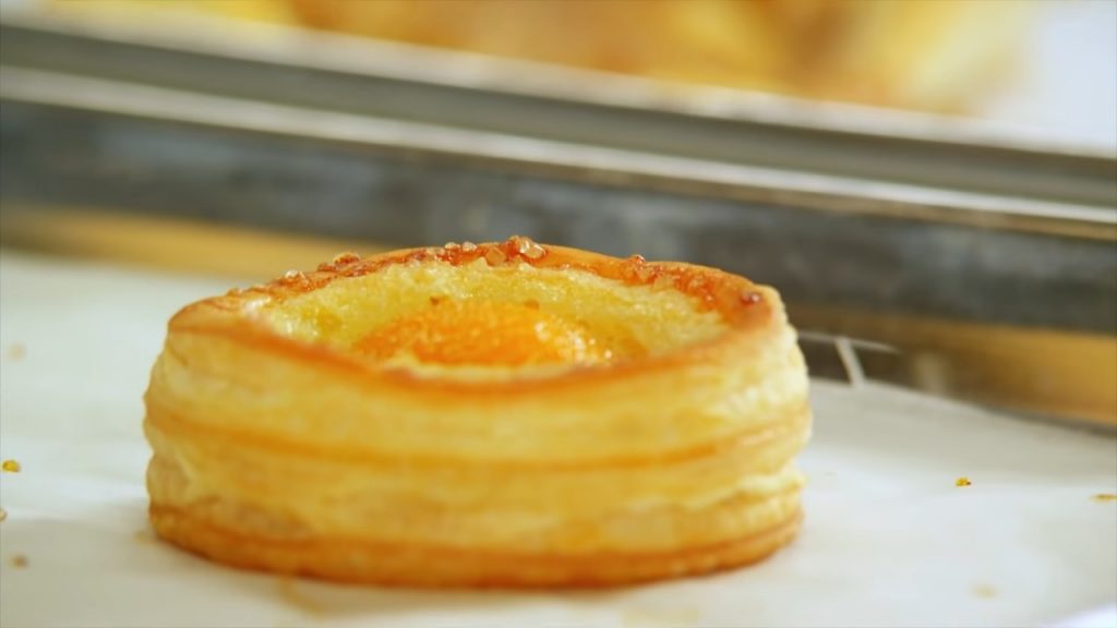 3 PUFF PASTRY TARTS 38 PUFF PASTRY TARTS