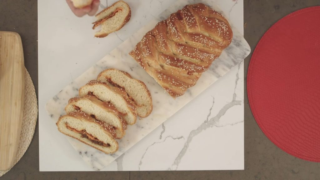 BRAIDED ONION CHEESE BREAD