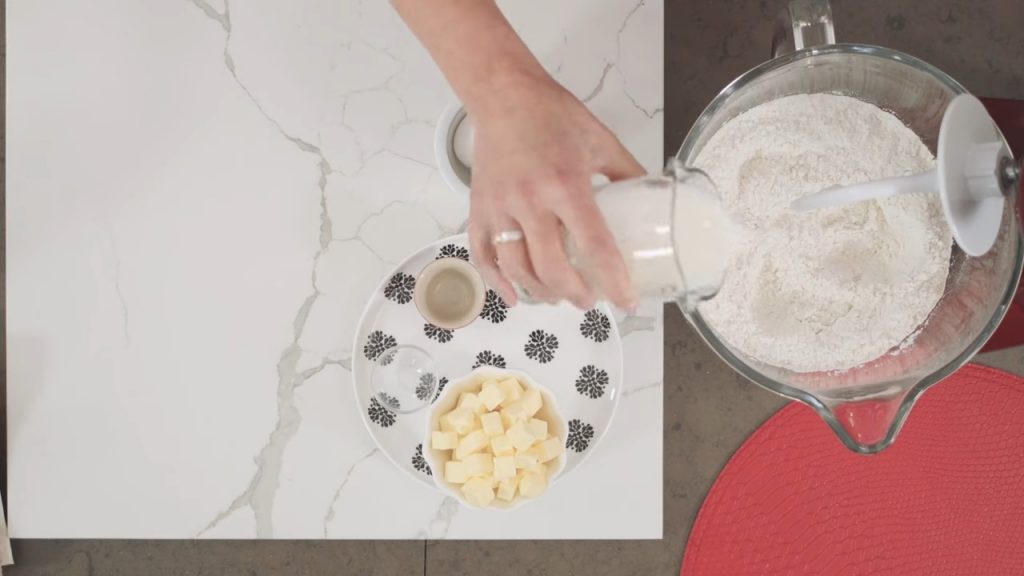 BRAIDED ONION CHEESE BREAD