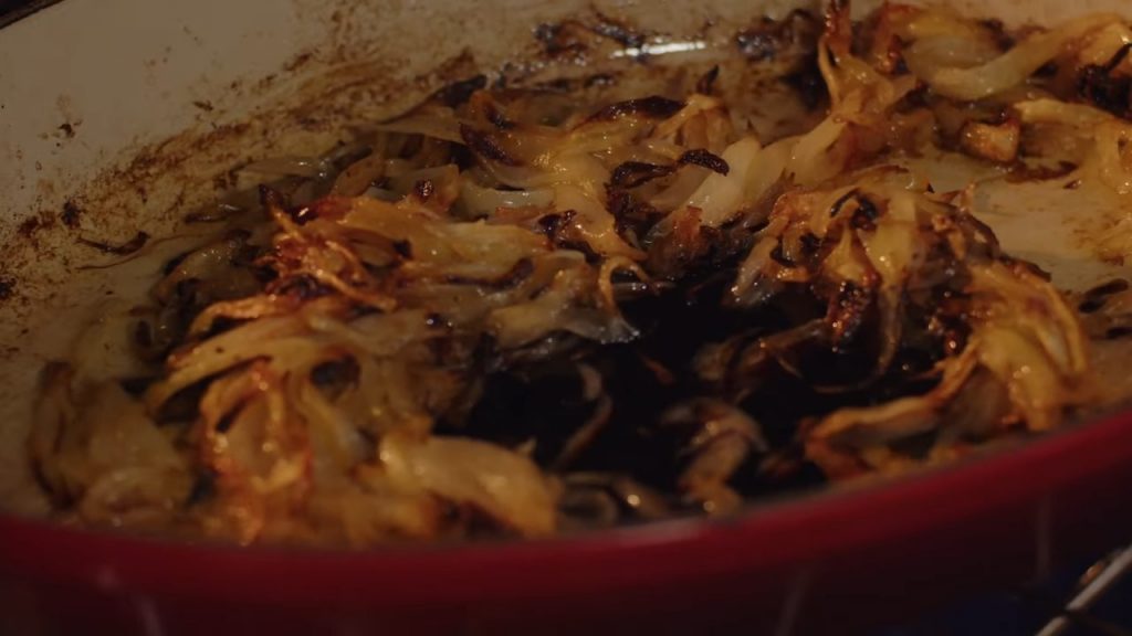 BRAIDED ONION CHEESE BREAD