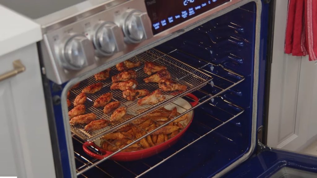 BRAIDED ONION CHEESE BREAD