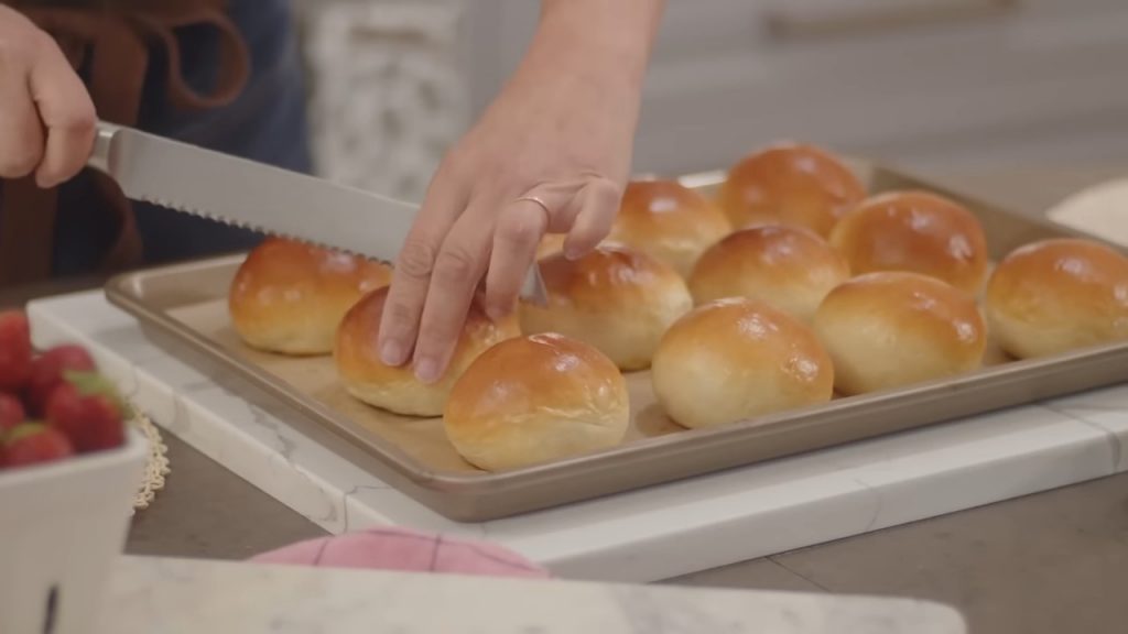 How to Bake Maritozzi - with a twist! 40 Bake Maritozzi with a twist