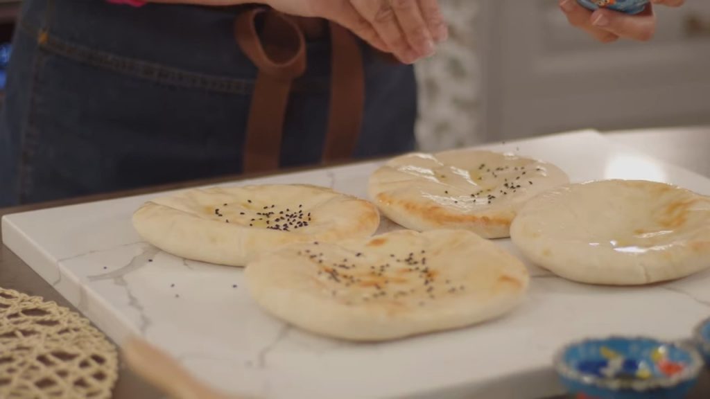 Turkish Flatbread and Dip 36 Turkish Flatbread and Dip