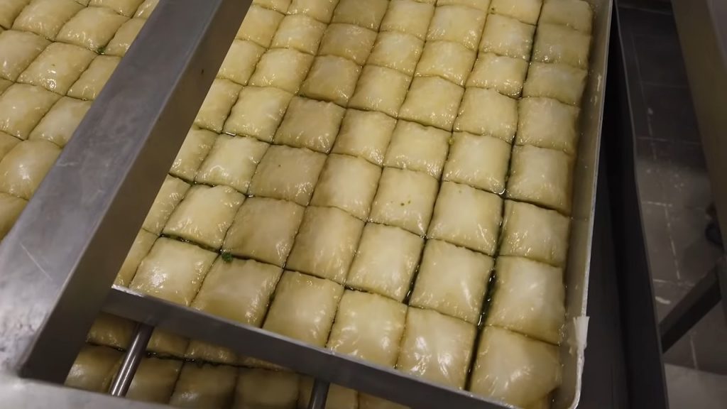 BAKLAVA RICE PUDDING TARTS