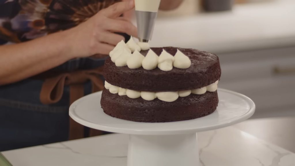 How to Make DATE SPICE CHOCOLATE CAKE 38 DATE SPICE CHOCOLATE CAKE