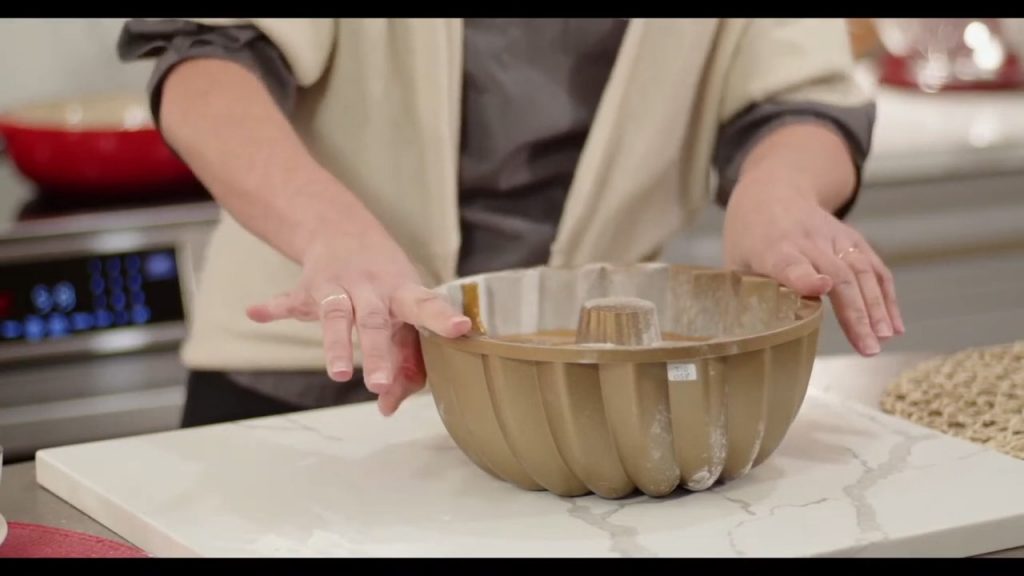 How to Bake TRIPLE GINGERBREAD BUNDT CAKE 18 TRIPLE GINGERBREAD BUNDT CAKE