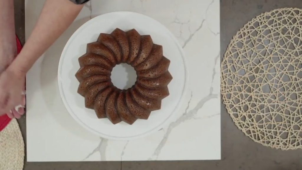 How to Bake TRIPLE GINGERBREAD BUNDT CAKE 19 TRIPLE GINGERBREAD BUNDT CAKE