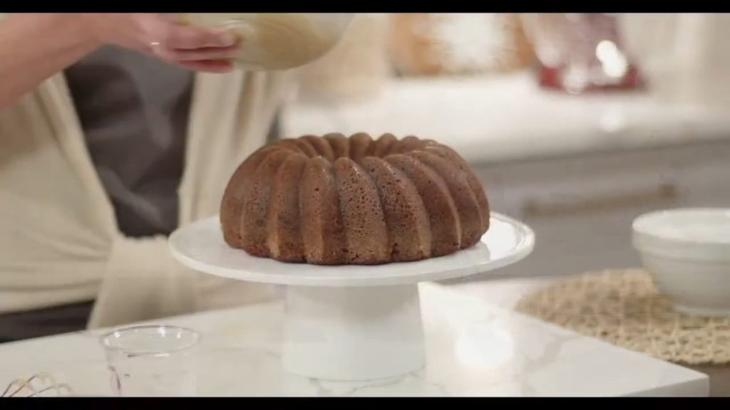 How to Bake TRIPLE GINGERBREAD BUNDT CAKE 30 TRIPLE GINGERBREAD BUNDT CAKE