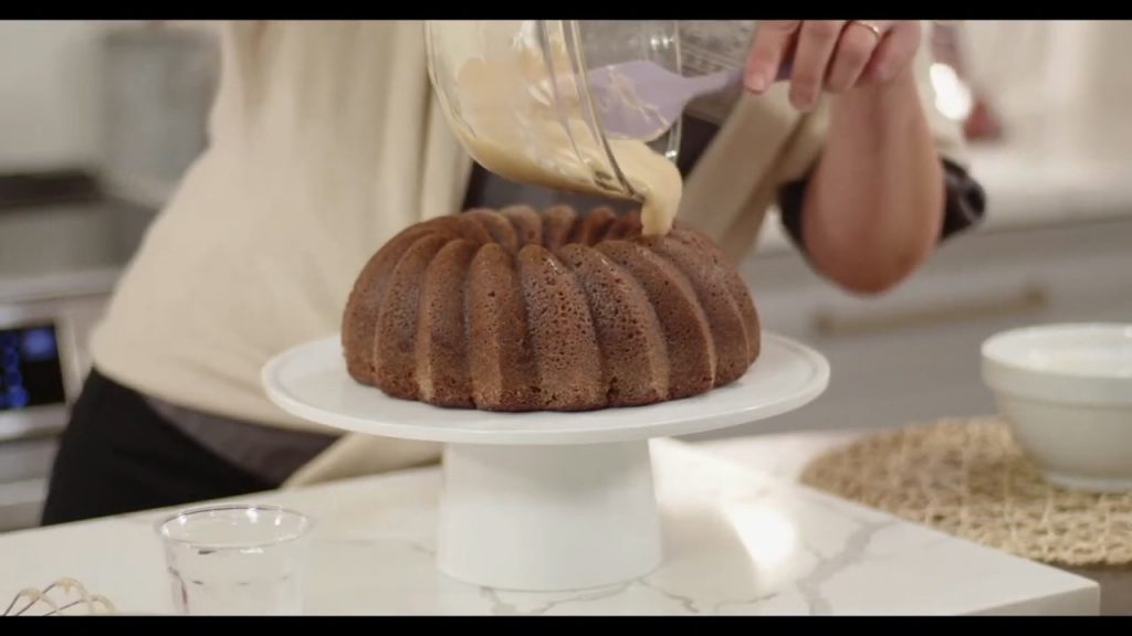 How to Bake TRIPLE GINGERBREAD BUNDT CAKE 31 TRIPLE GINGERBREAD BUNDT CAKE