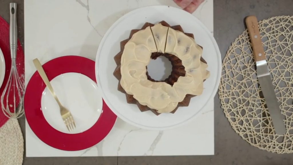 How to Bake TRIPLE GINGERBREAD BUNDT CAKE 37 TRIPLE GINGERBREAD BUNDT CAKE